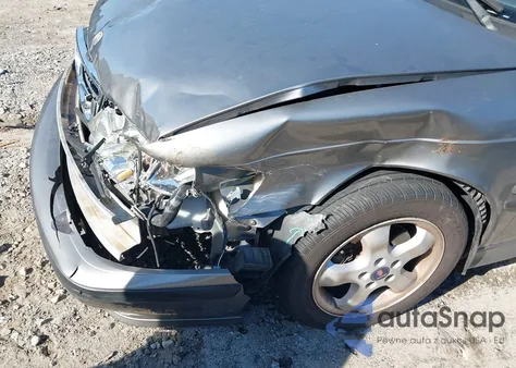 2001 Saab 9-3 Se from USA, damaged, VIN YS3DF78K017007207